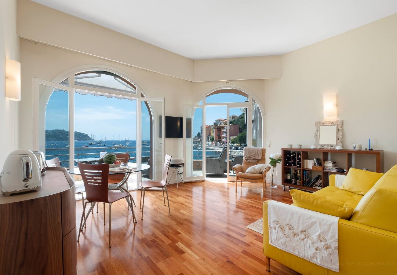 Apartment in Villefranche-sur-Mer - LA PLAGE 1