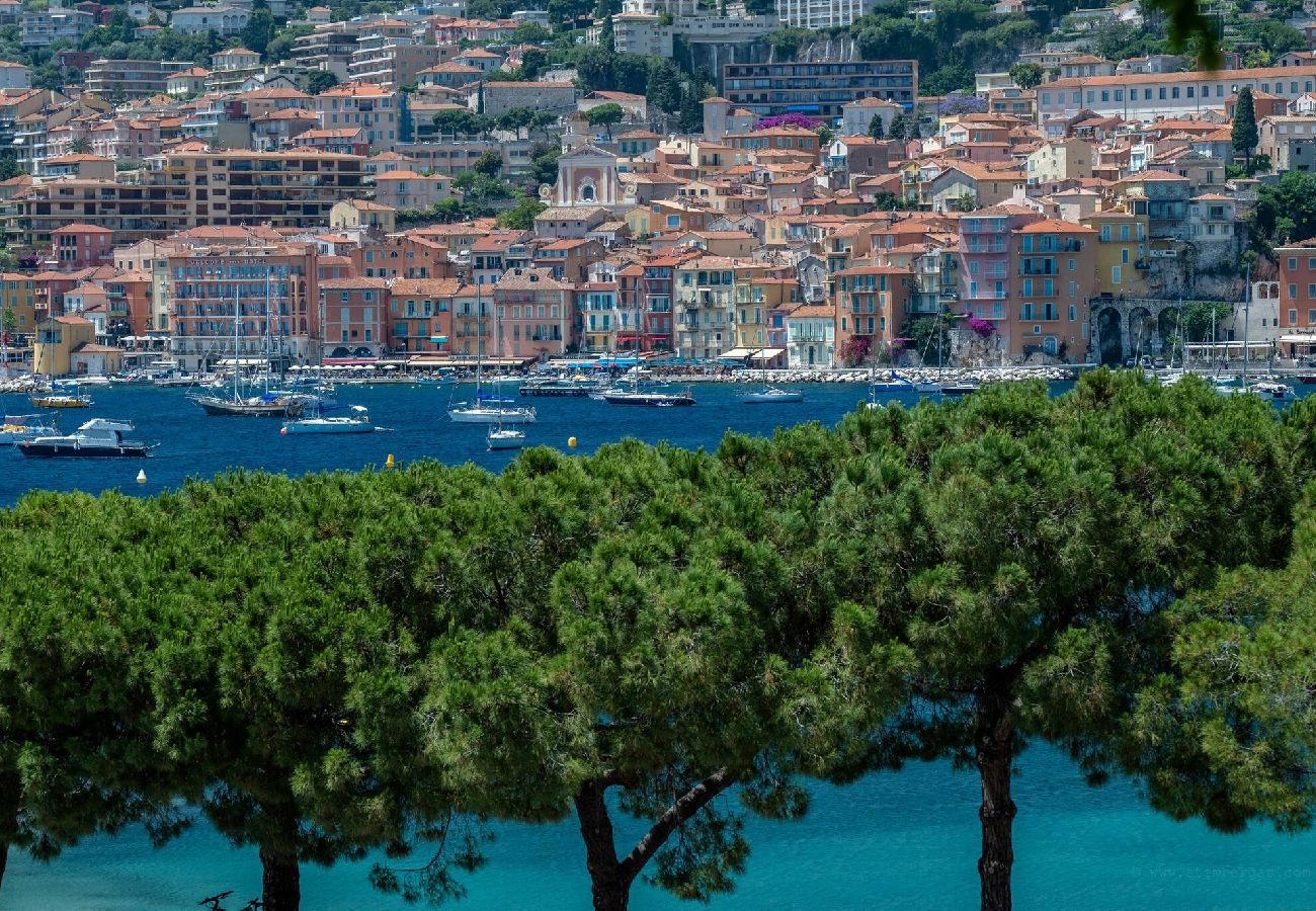 Apartment in Villefranche-sur-Mer - LA PLAGE 1
