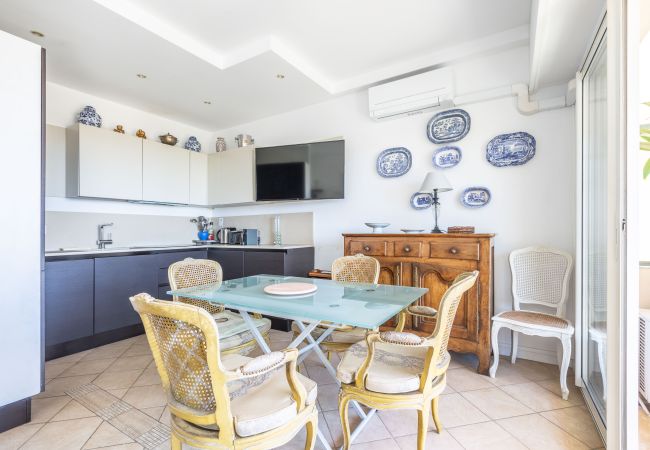 Apartment in Villefranche-sur-Mer - SANTA MONICA Apartment in Villefranche-sur-Mer - SANTA MONICA