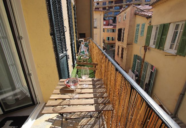 Appartement à Villefranche-sur-Mer - BALCON Appartement à Villefranche-sur-Mer - BALCON